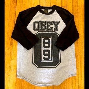Obey raglan tshirt 🔥🔥